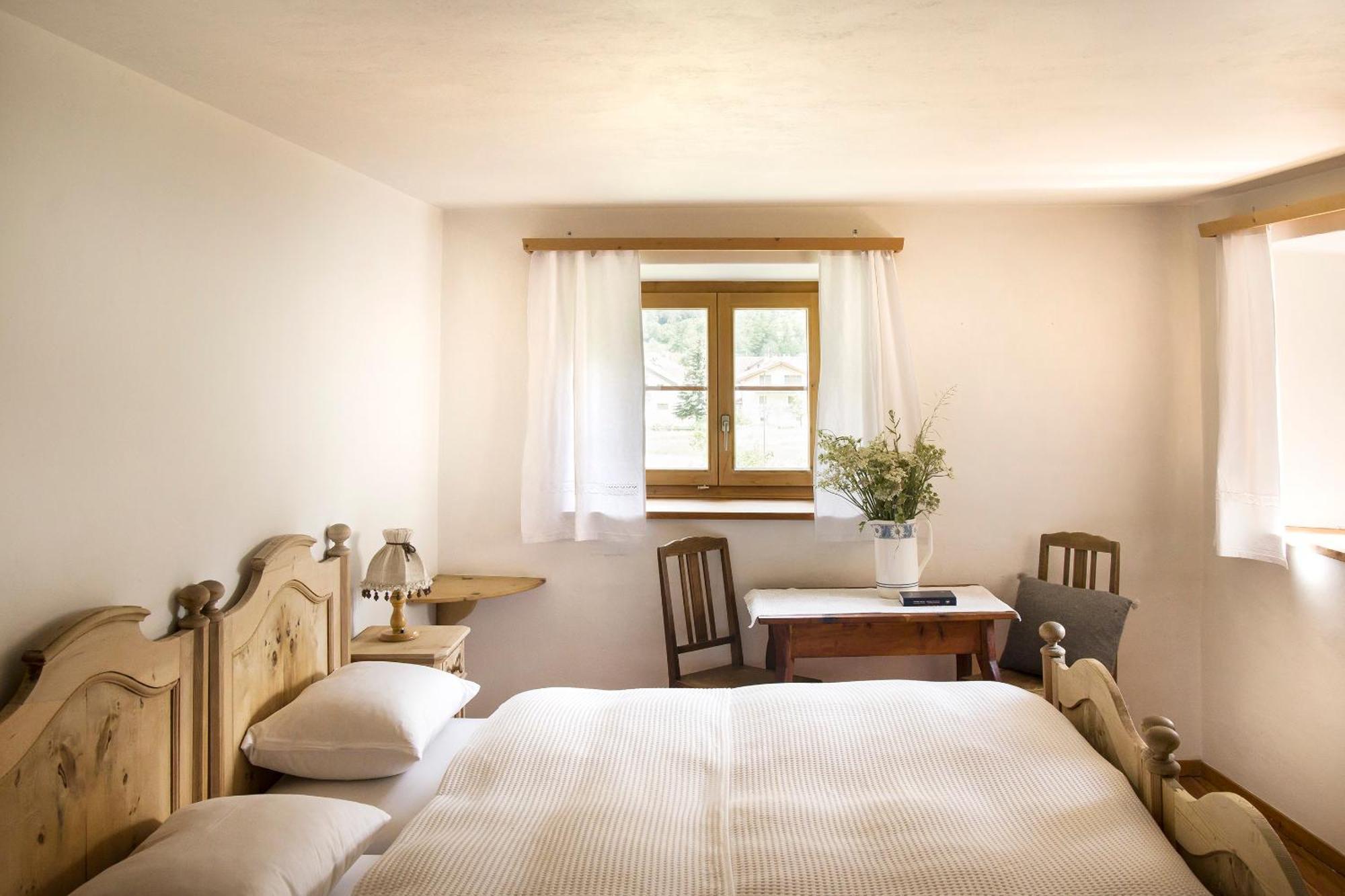 Hotel Chasa Chalavaina Müstair Rom bilde