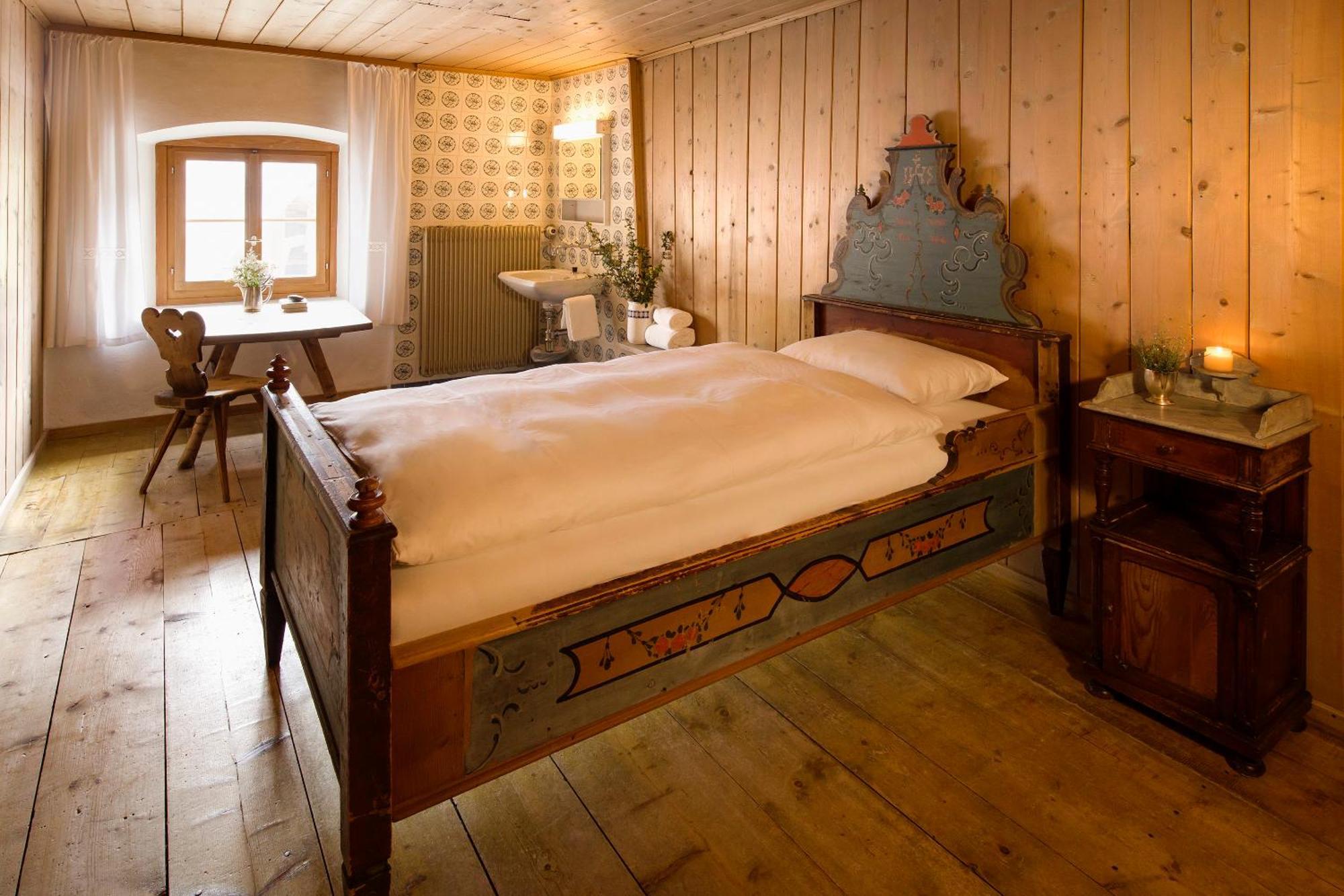 Hotel Chasa Chalavaina Müstair Rom bilde